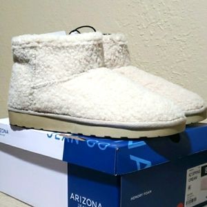 Arizona Jean Co Sherpa Short Boots